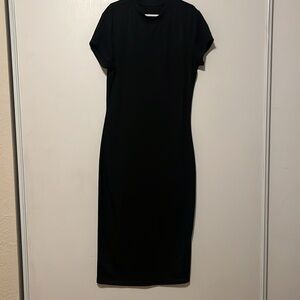 Bodycon black midi dress